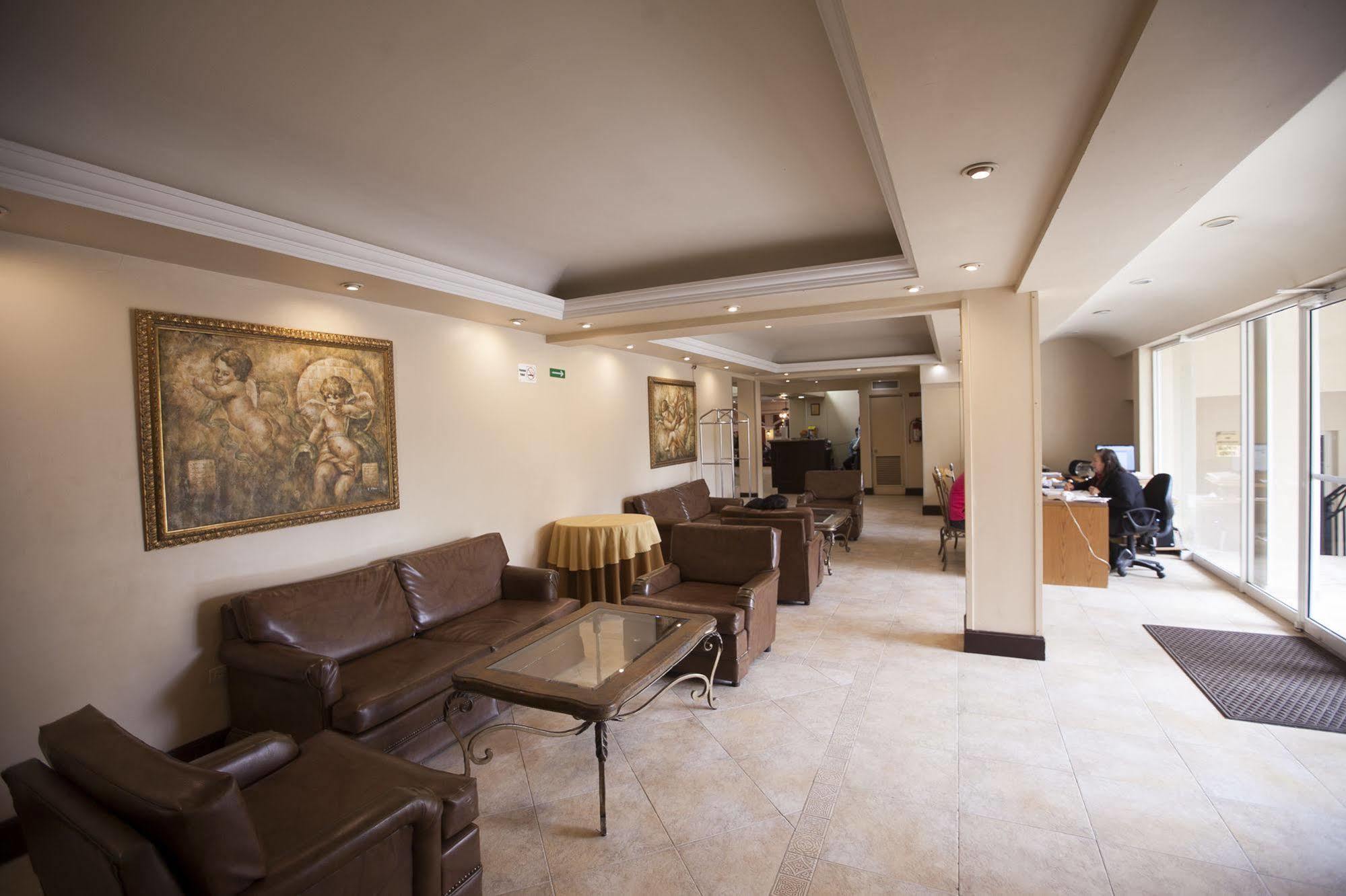 Hotel El Camino Inn & Suites เรย์โนซา ภายนอก รูปภาพ
